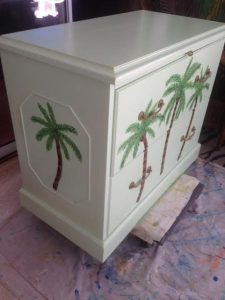 green palm chest1